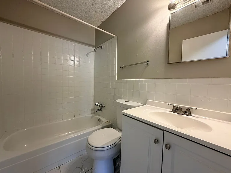 3450 Spottswood Ave — Photo 10