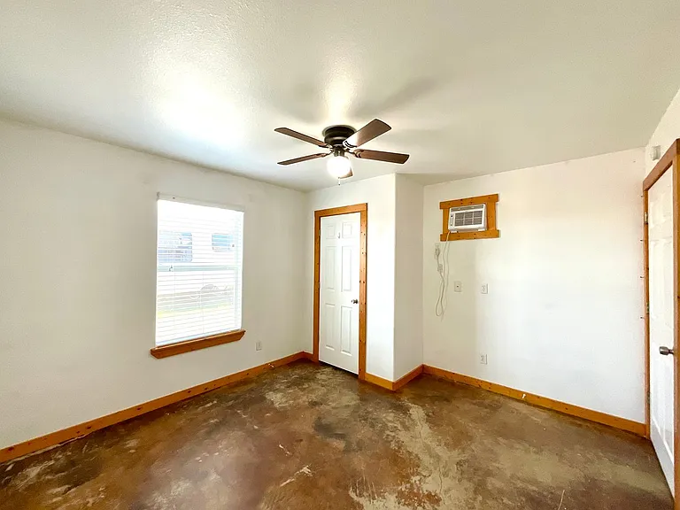 573 State Highway 97 E — Photo 14
