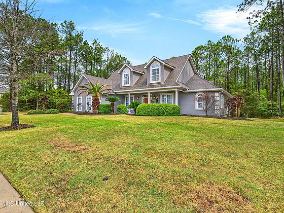 3rd image of 2904 Royal Run Rd