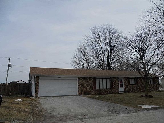 2nd image of 615 S Kerkhoff Ave