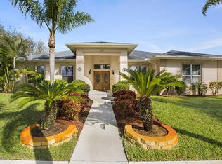 498 S River Oaks Dr, Indialantic, FL 32903