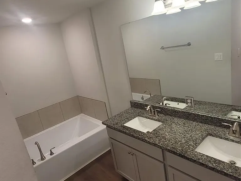 439 Long Beach Bay Dr — Photo 11