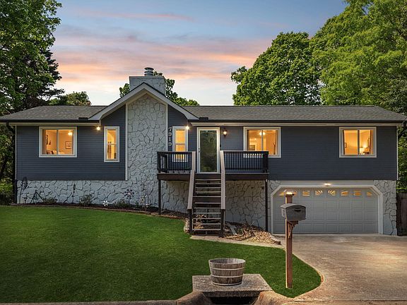 2nd image of 7919 Cove Ridge Dr
