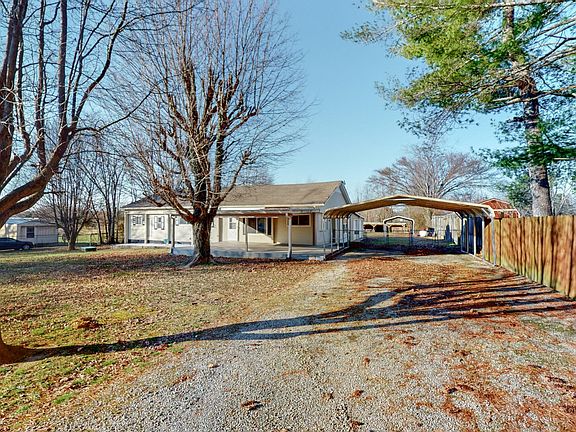 5th image of 2386 Old Clarksville Pike
