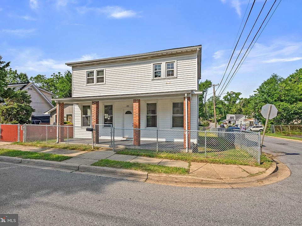 1st image of 138 Maryland Park Dr