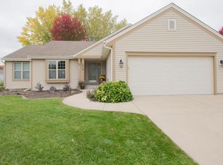 620 Chadwick Dr, Watertown, WI 53094