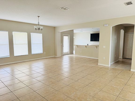 3rd image of 3620 Sail Harbor Dr