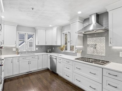 20 Winterberry Way, Bedford, MA, 01730