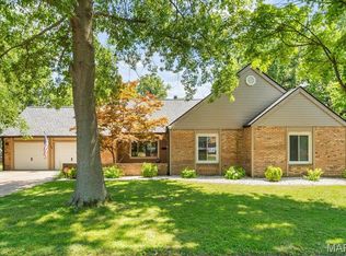 812 Vassar Dr, Edwardsville, IL