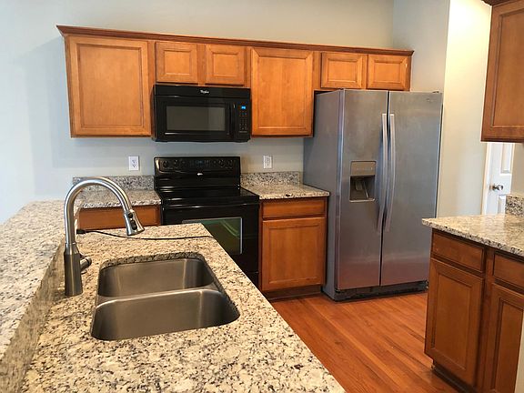 2nd image of 11723 Chant Ln Unit 3
