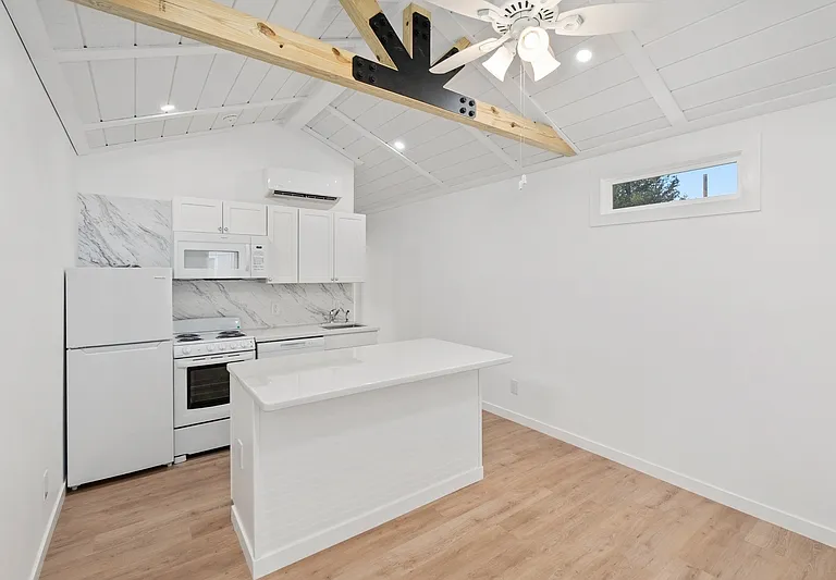 720 Pritchett Ln #25 — Photo 3