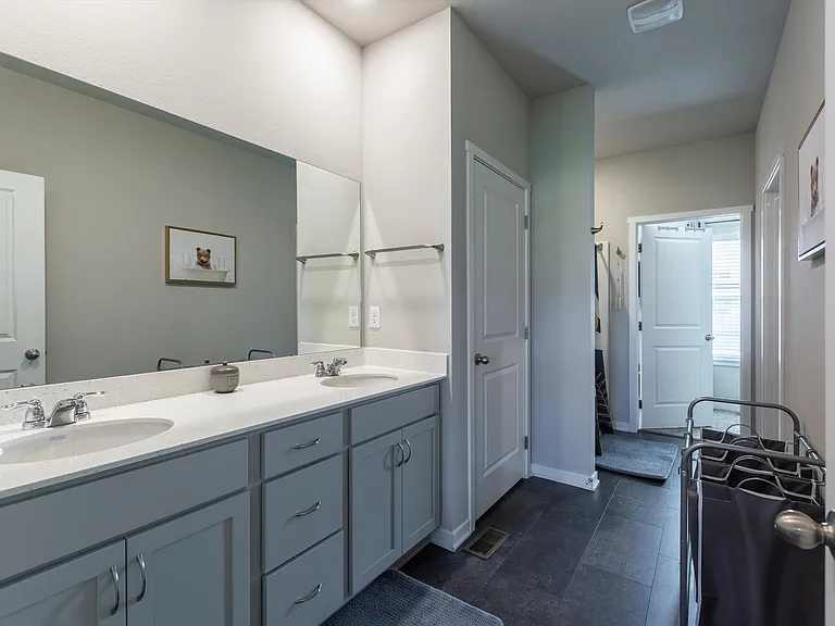 6420 Kyla Dr — Photo 29