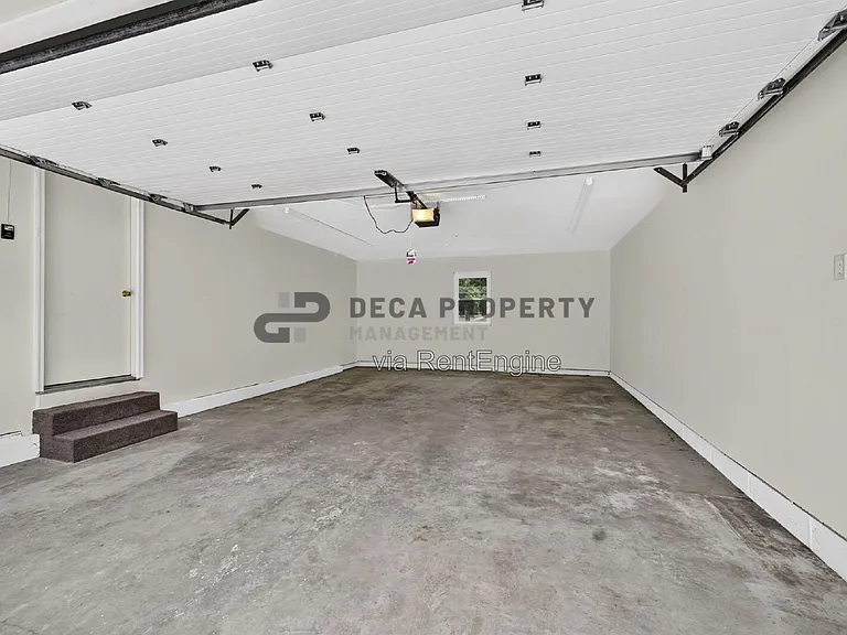 10327 Dorenshire Ct — Photo 44
