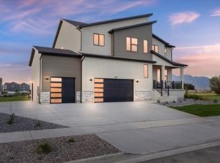 Willow Plan, North Lake Meadows, Saratoga Springs, UT 84043