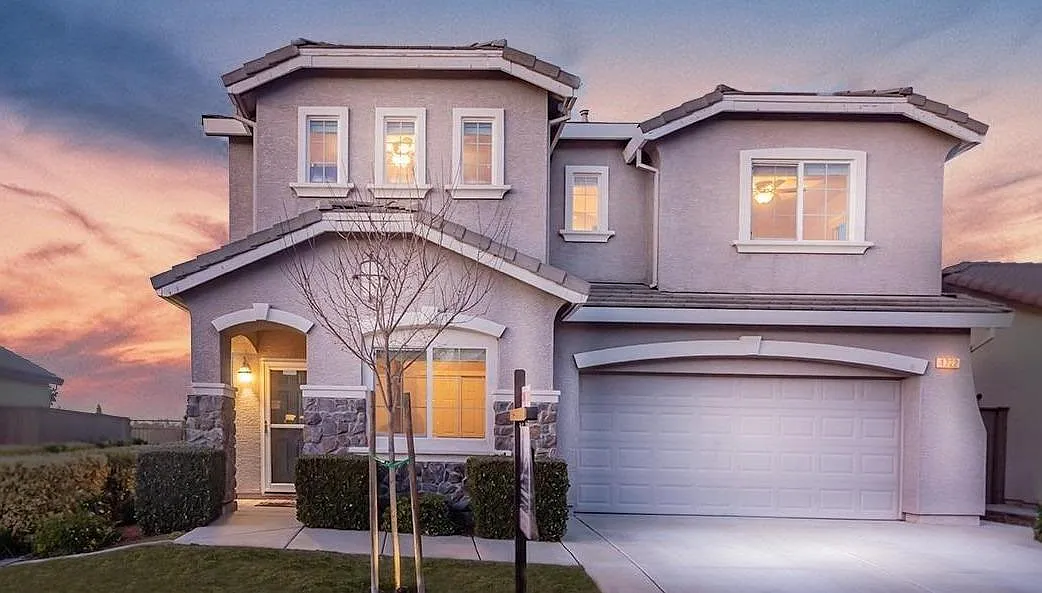 1722 Loon Lake St photo 1