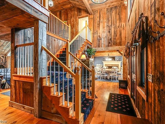 5th image of 32510 Wintergreen Dr