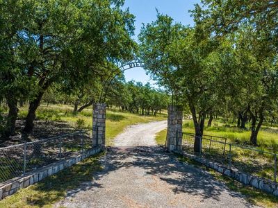 315 Rieger Rd, Harper, TX, 78631