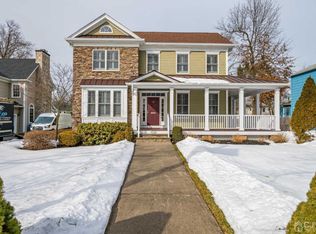 147 E Chestnut Ave, Metuchen, NJ 08840