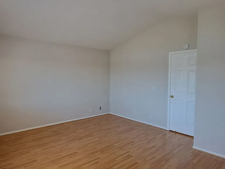 320 Stamper Cir — Photo 19