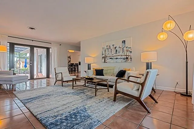 1311 SW 56th Ave — Photo 19