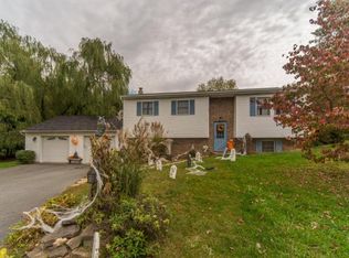 721 High Ridge Rd, Columbia, PA 17512