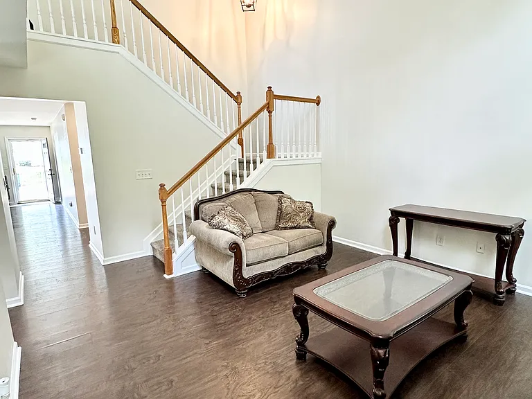 627 Rock Lake Gln — Photo 10