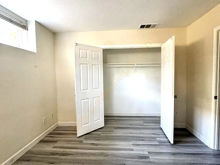 1443 Ledgestone Ln — Photo 19