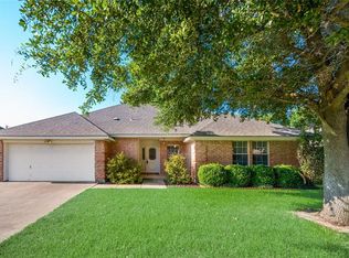 7805 Cortland Ave, North Richland Hills, TX 76182