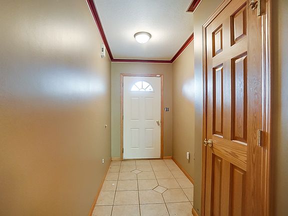 4th image of 1303 E Louise Dr