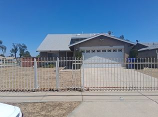 7585 Cypress Ave, Fontana, CA 92336