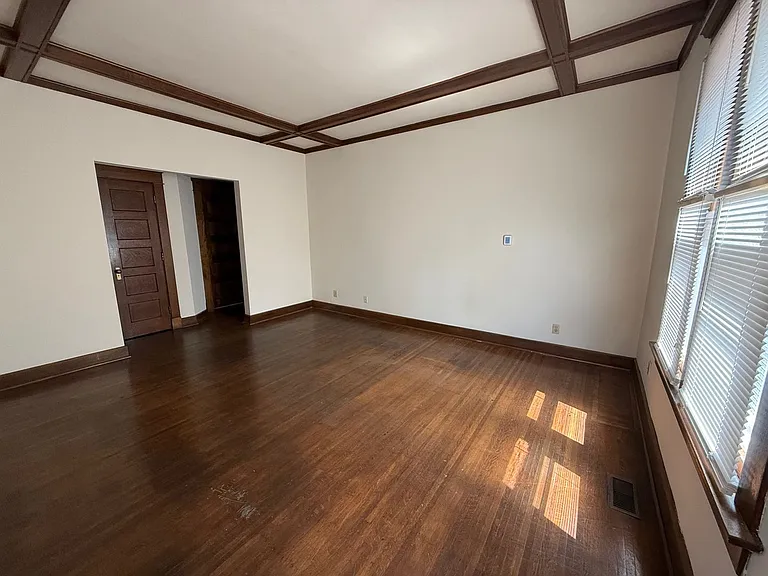 The Bronx on Central - Luxury Living in Old World Setting — Photo 21