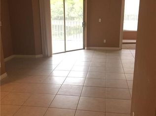 108 Santa Clara Dr APT 14, Naples, FL 34104