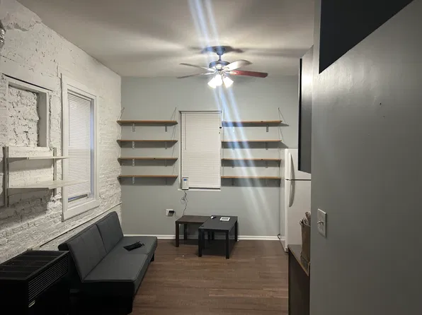 (undisclosed Address), Chicago, IL 60608