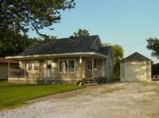 7721 Celeste Rd, Fair Haven, MI 48023