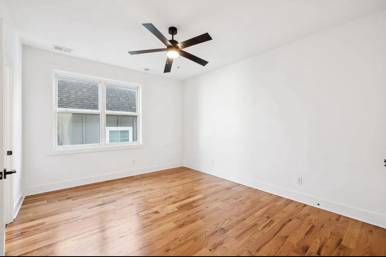 4 bed, 3136 sqft, $1,700 — Photo 4