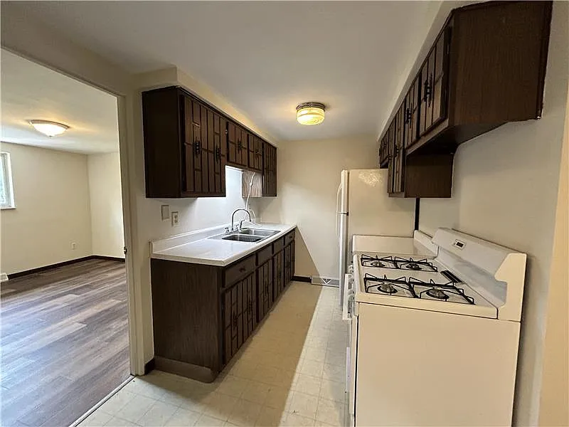 1 bed, $600 — Photo 4