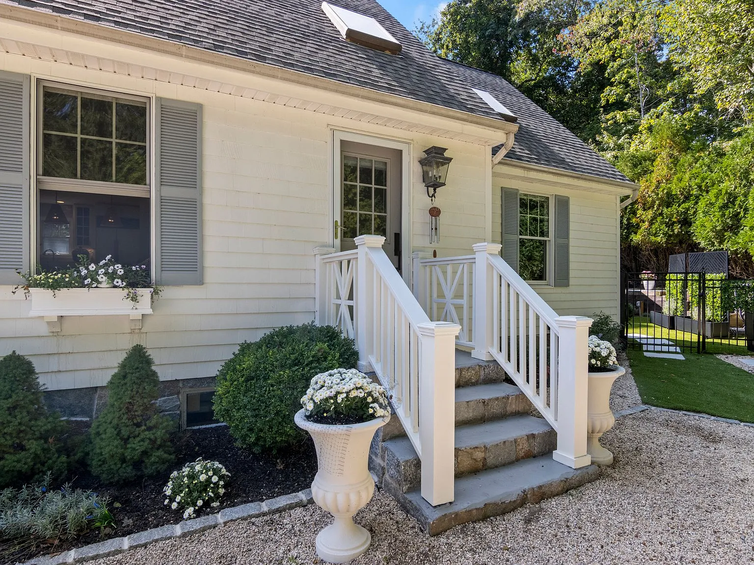 Seasonal Rental — Photo 4