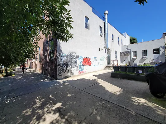 Rented by Garden Management | media 21