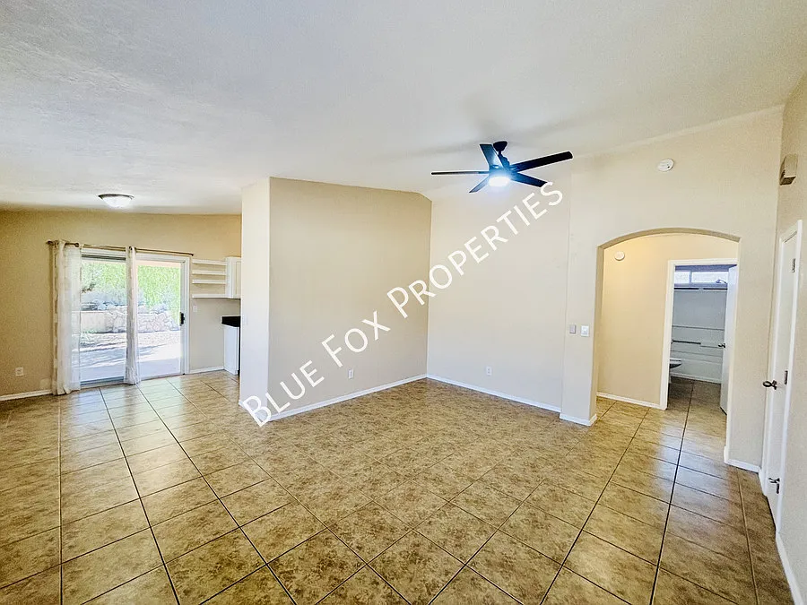 Building Photo - 4775 S Wild Rose Dr
