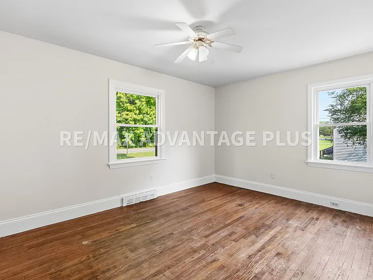 1552 Cumberland Rd — Photo 14