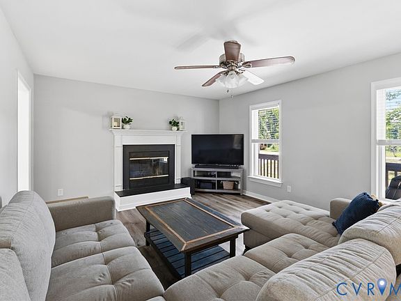 5th image of 3466 Woods Way