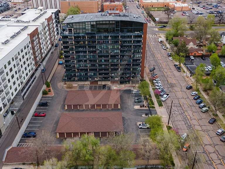 417 E Kiowa St #1203 — Photo 24