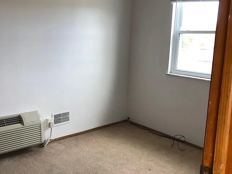 3818 Pier St #3 — Photo 8