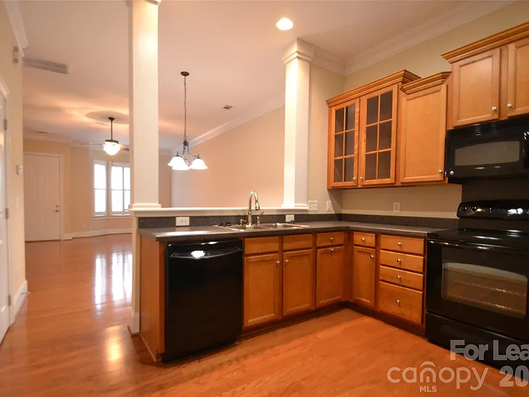 6005 Village Dr NW — Photo 8