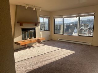 420 N 39th St, Seattle, WA 98103