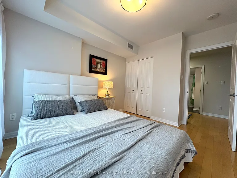 195 Besserer St #803 — Photo 16