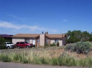 54 Las Estrellas, Santa Fe, NM 87507