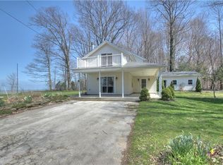 7842 Cleveland Dr, Conneaut, OH 44030