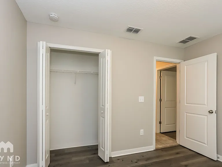 6408 Trent Creek Dr — Photo 10