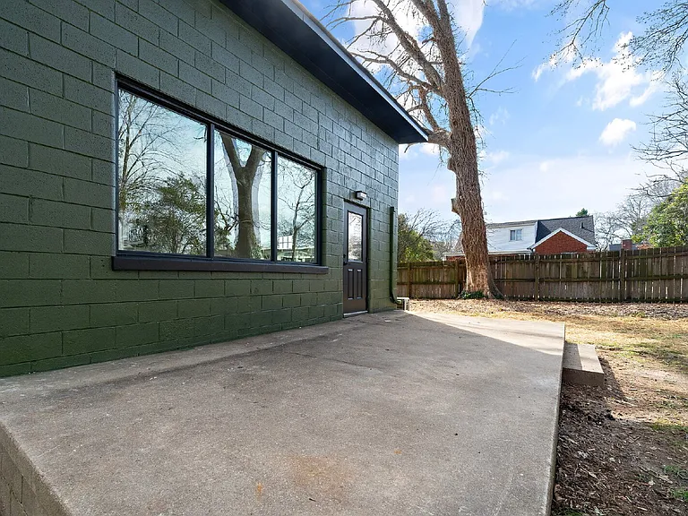 210 Lincoln Ct — Photo 19
